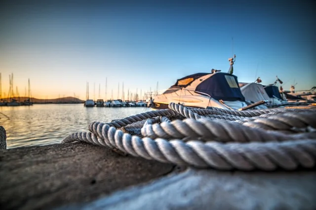 How to File for a Lost Boat Title in Florida